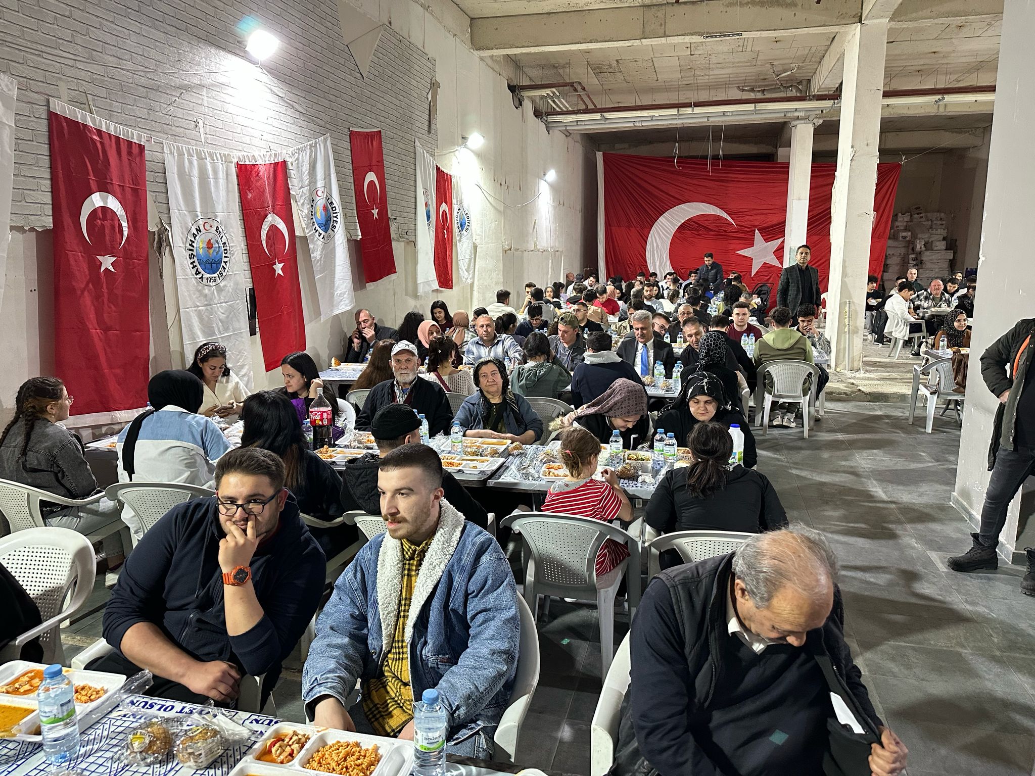 ftar-soframizi-paylasmaya-devam-ed-yoruz